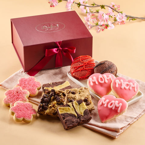 Classic Mothers Day Sweet Gift Box