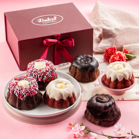 Valentines Assortment of Mini Fluted Holiday Cakes