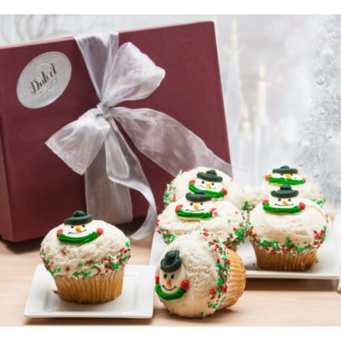 Favorite Holiday Snowman Cupcakes